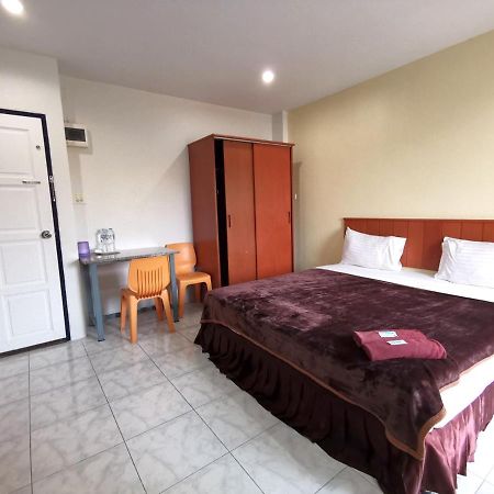 Ban Kaew Guesthouse Сонгкхла Экстерьер фото