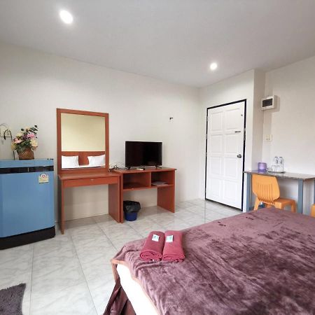 Ban Kaew Guesthouse Сонгкхла Экстерьер фото