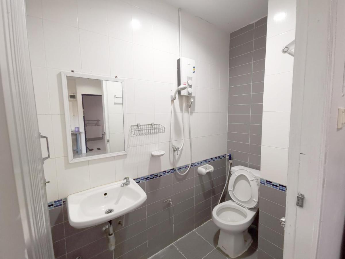 Ban Kaew Guesthouse Сонгкхла Экстерьер фото